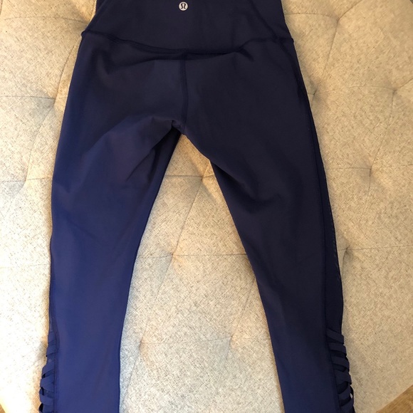 lululemon athletica Pants - Crop lululemon leggings